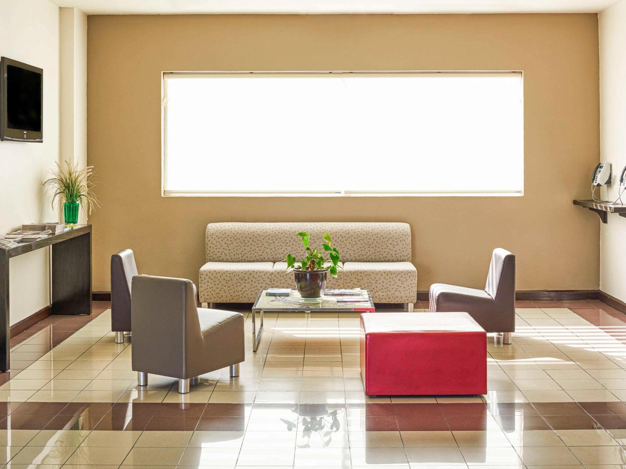 Ibis Monterrey Valle San Pedro Garza Garcia Eksteriør bilde