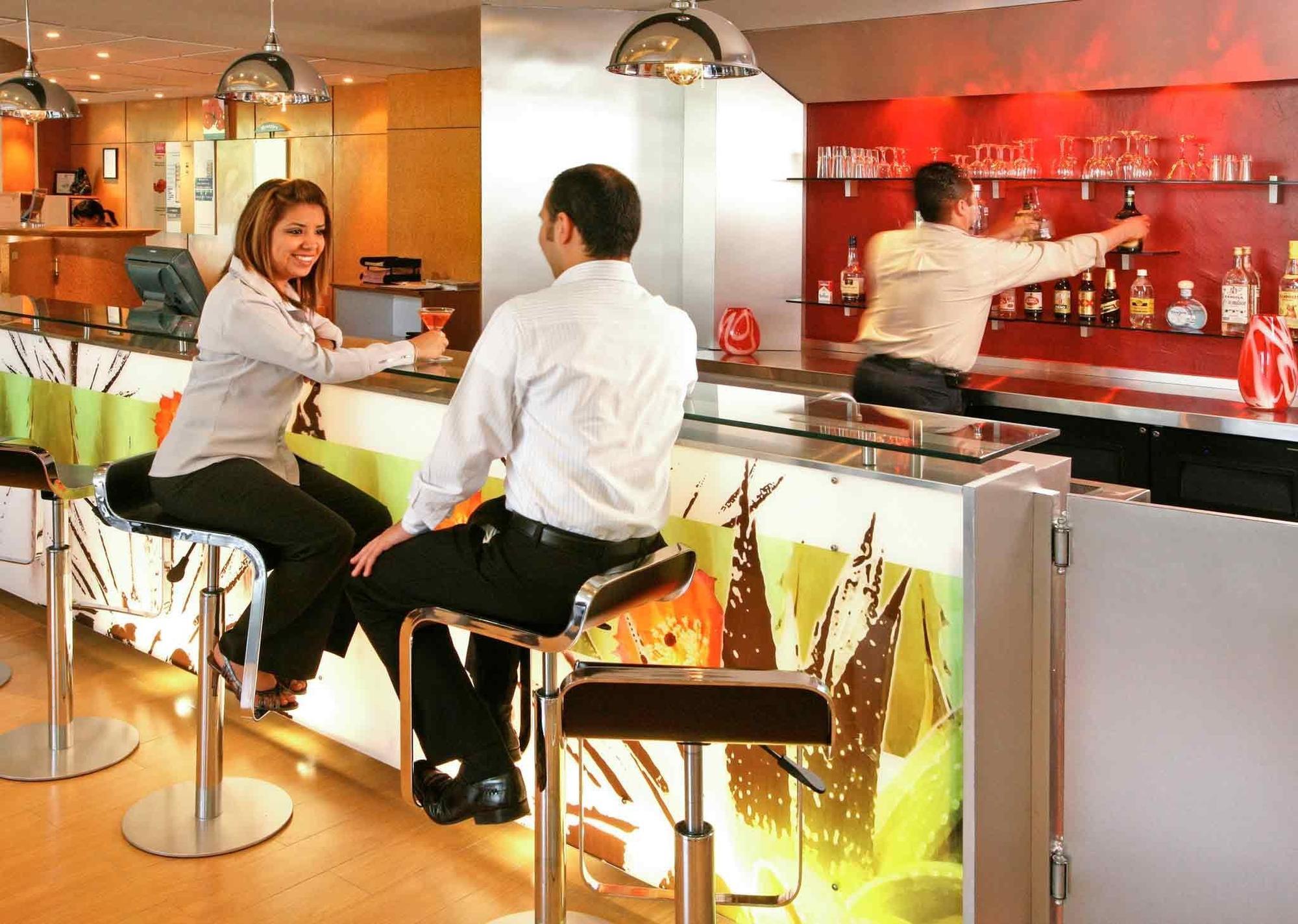 Ibis Monterrey Valle San Pedro Garza Garcia Eksteriør bilde