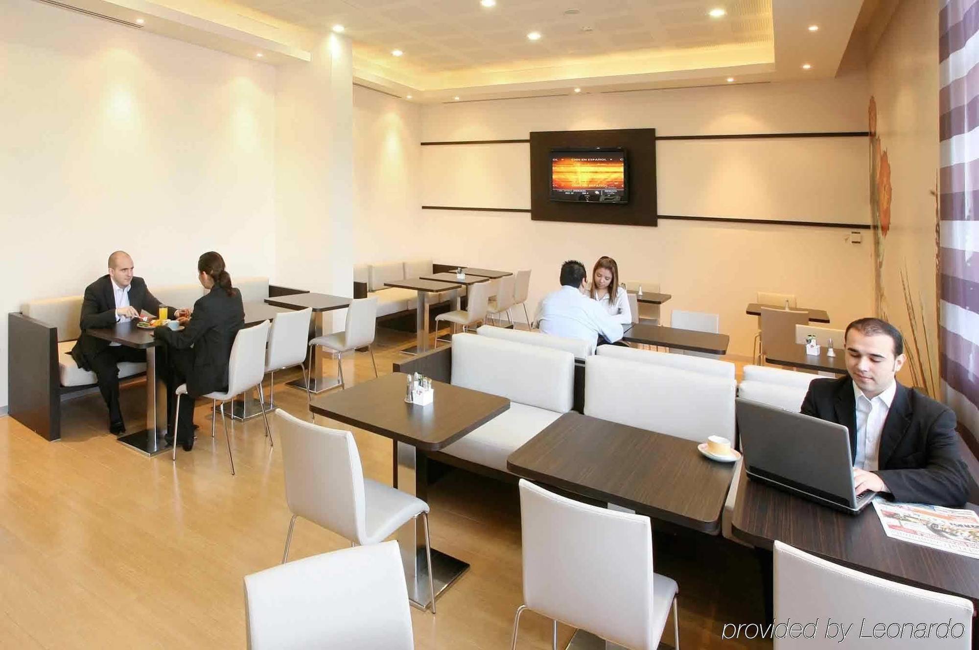 Ibis Monterrey Valle San Pedro Garza Garcia Eksteriør bilde
