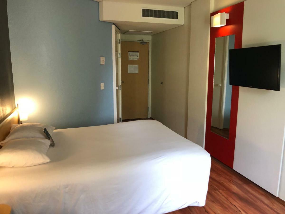 Ibis Monterrey Valle San Pedro Garza Garcia Eksteriør bilde